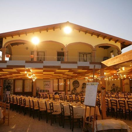 Agriturismo Da Lino Agripizza Villa Samugheo Exterior foto
